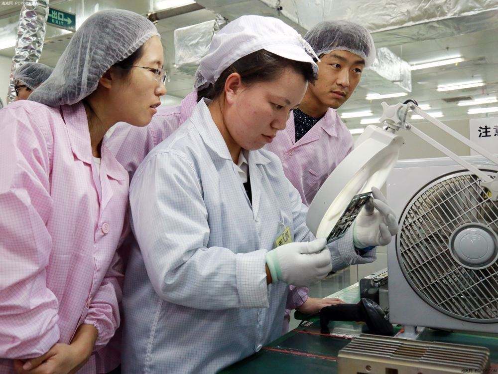 深圳龍華富士康最新正式工招聘，入職補貼1060元